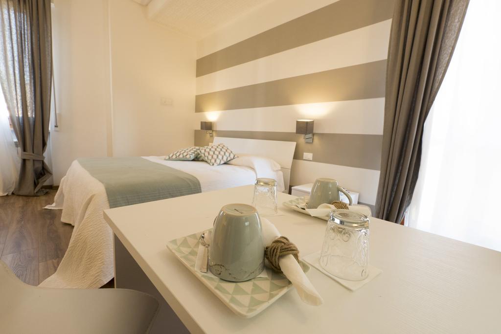 Suite Simonetta Sarzana Exteriör bild