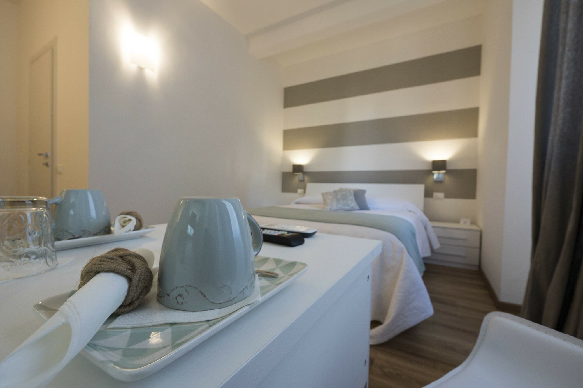 Suite Simonetta Sarzana Exteriör bild
